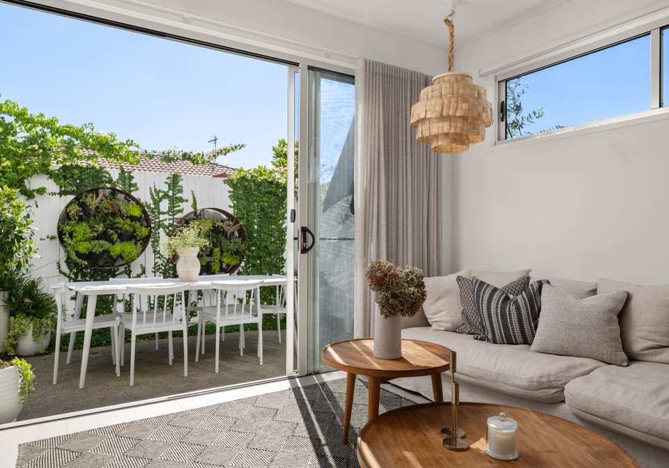 Lifestyle, Luxury, Location: Boutique Complex in River Precinct