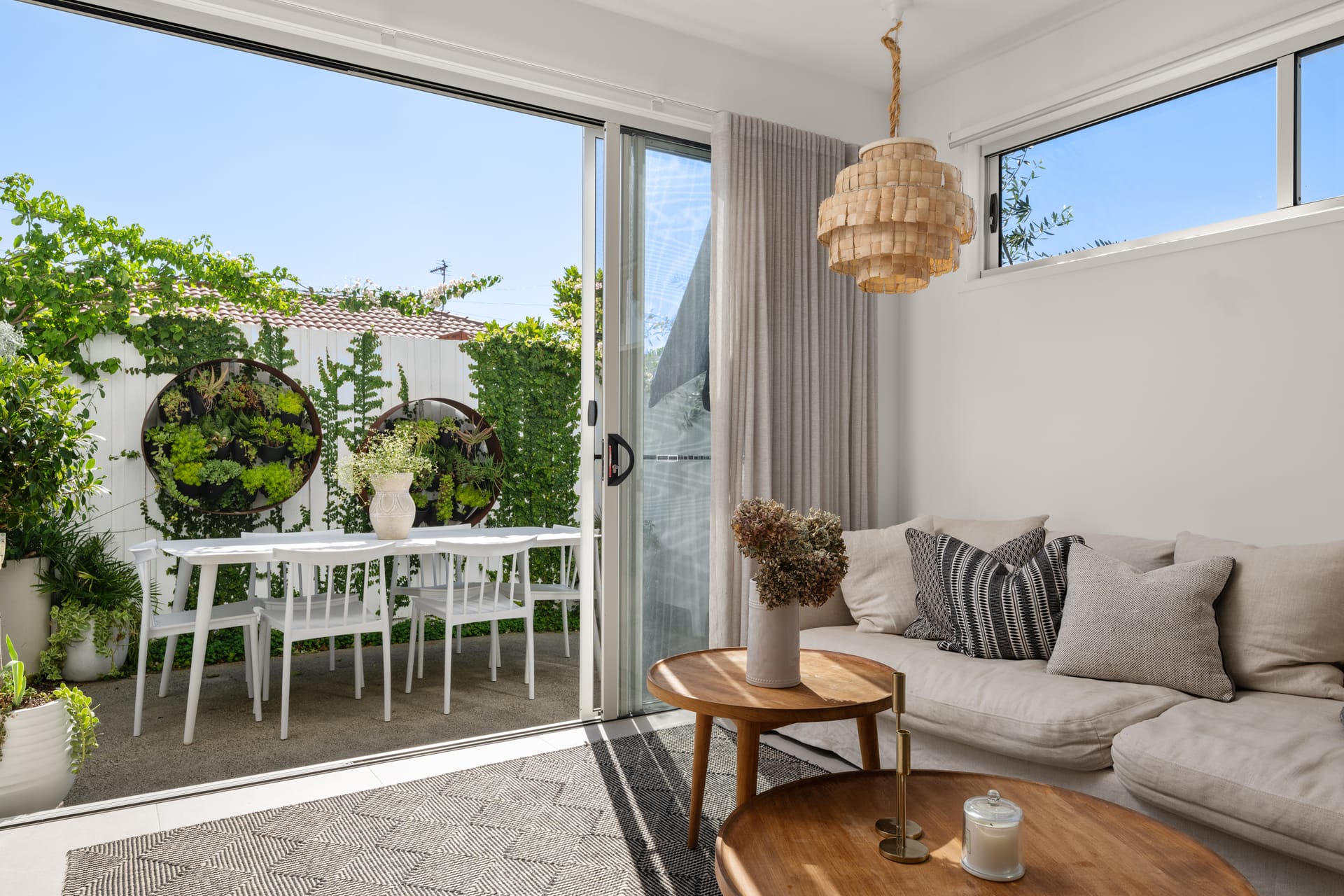 Lifestyle, Luxury, Location: Boutique Complex in River Precinct