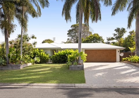 Turnkey Family Home + Large Shed (Rare)