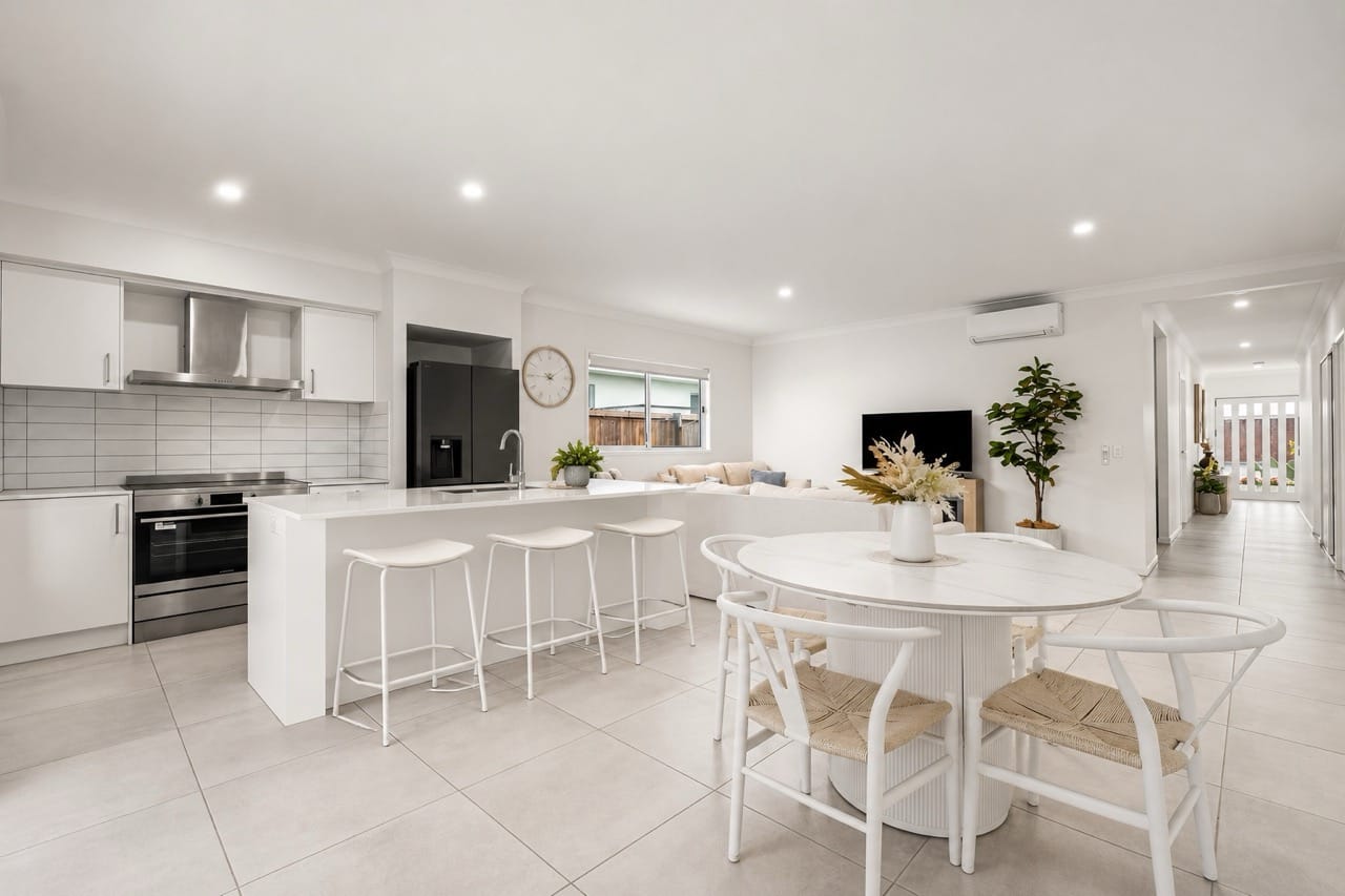 42 Zeil Crescent, Banya - Image 1