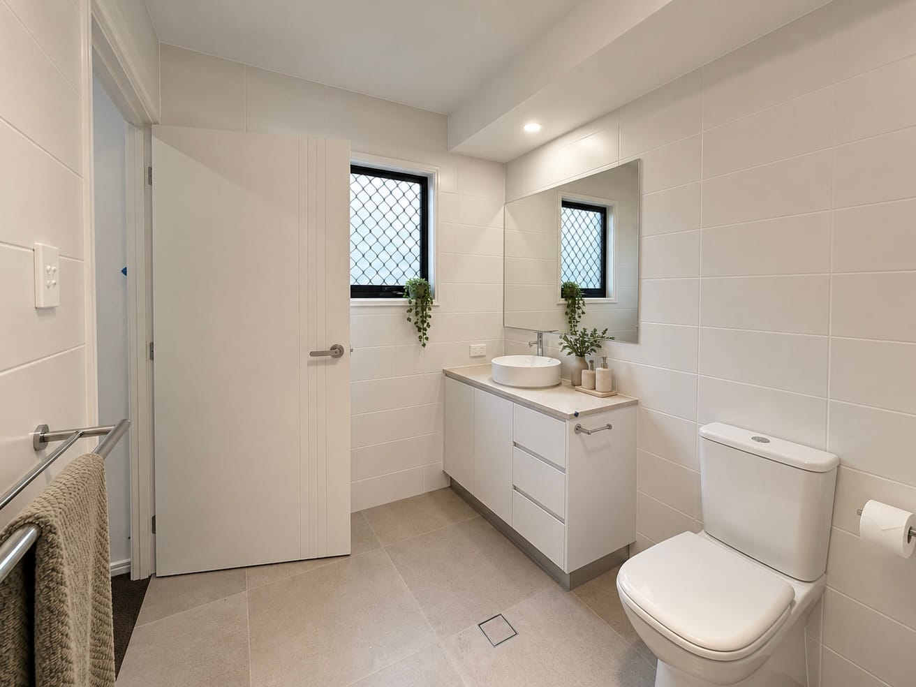 Near-New Comfort, Contemporary Style & Effortless Family Living