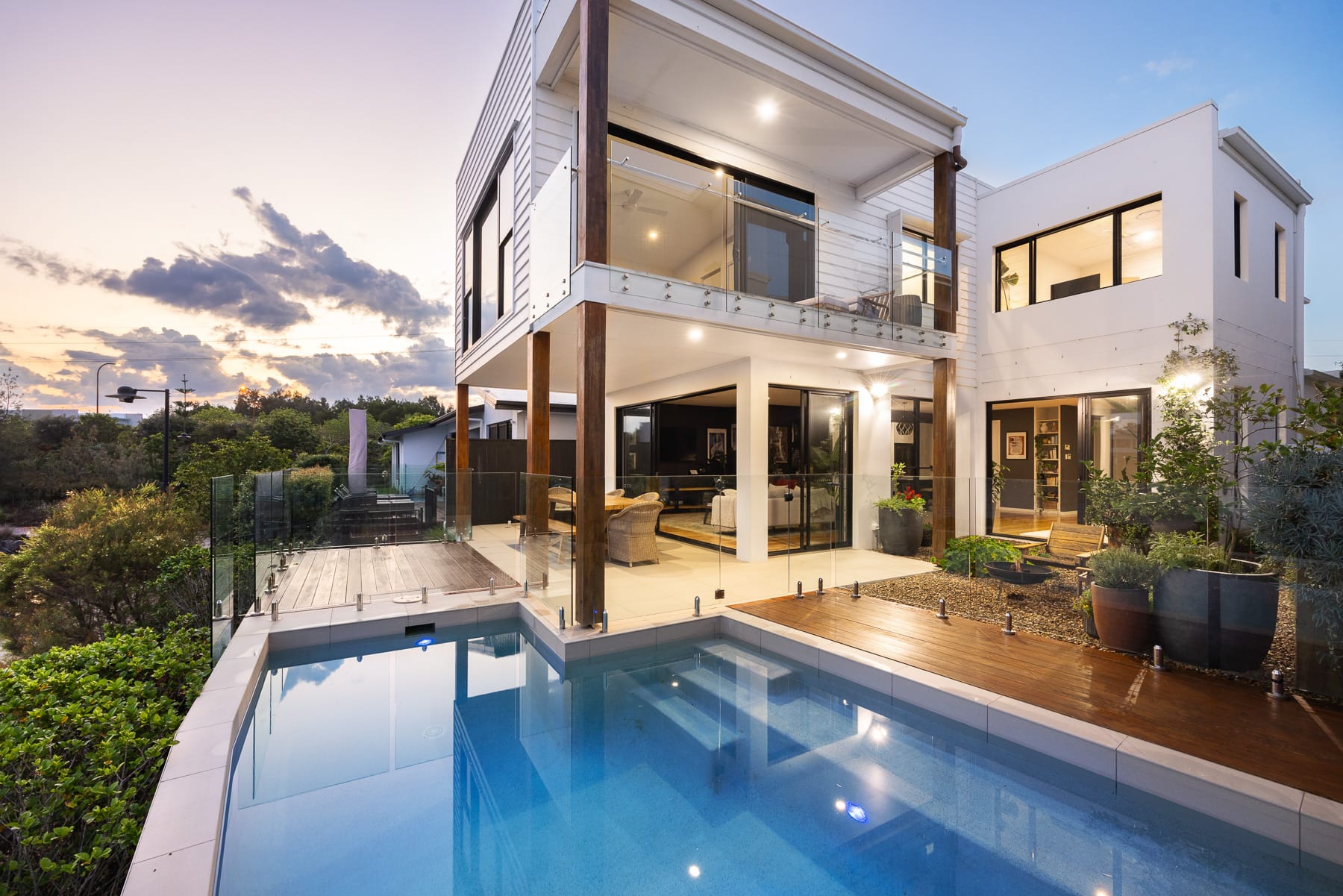 Birtinya Bliss: Luxe Waterfront Living Awaits…