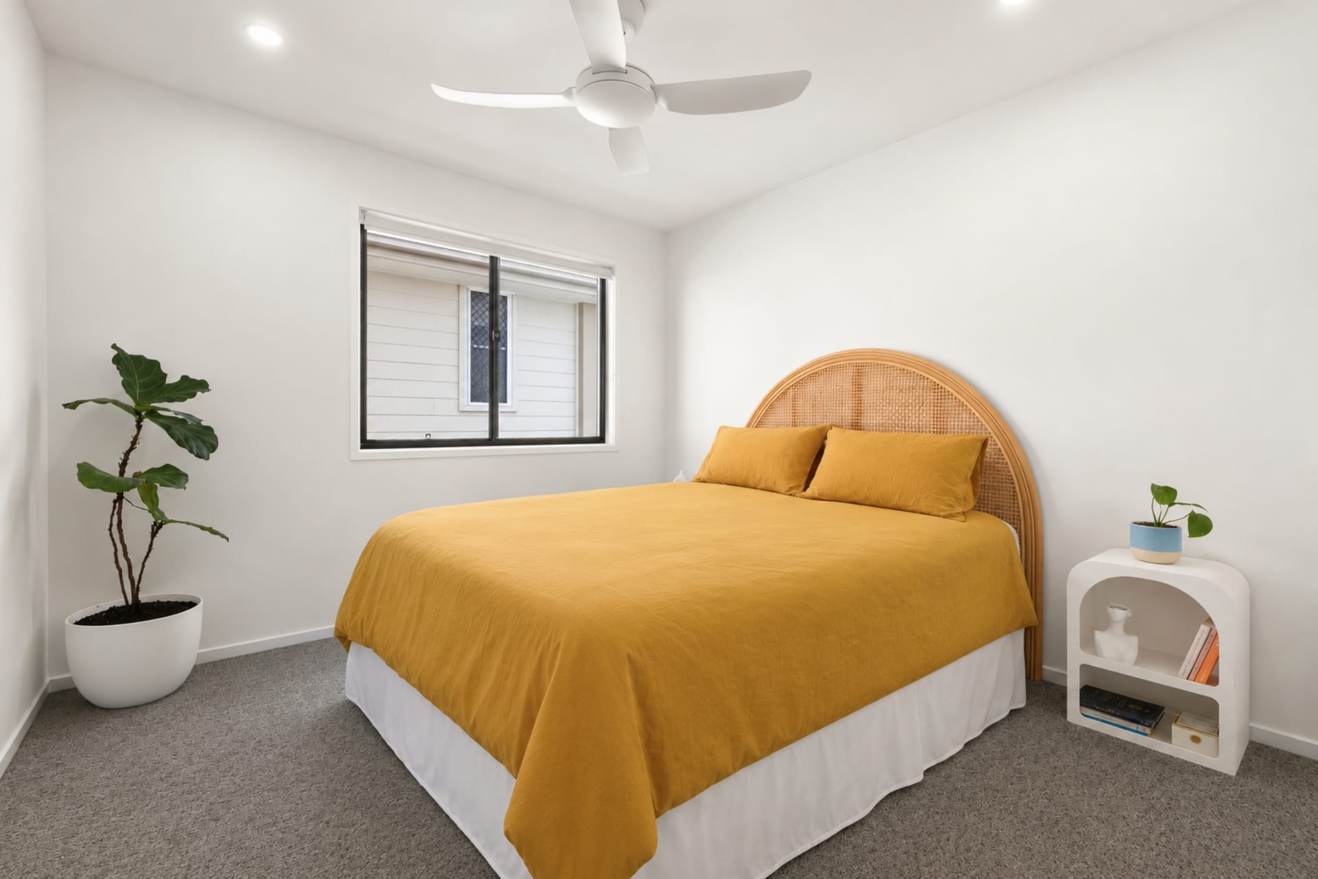 Parkside Perfection with Contemporary Comfort & Lifestyle Appeal