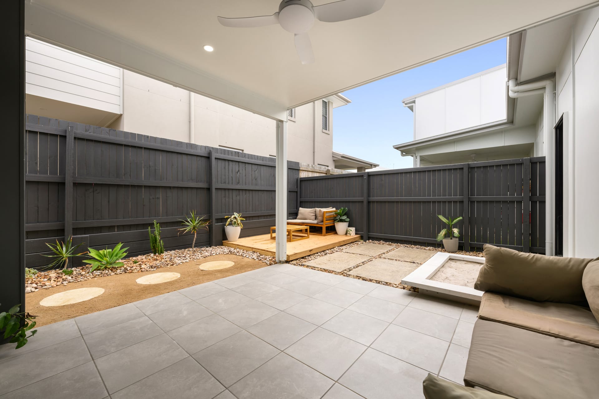 Parkside Perfection with Contemporary Comfort & Lifestyle Appeal
