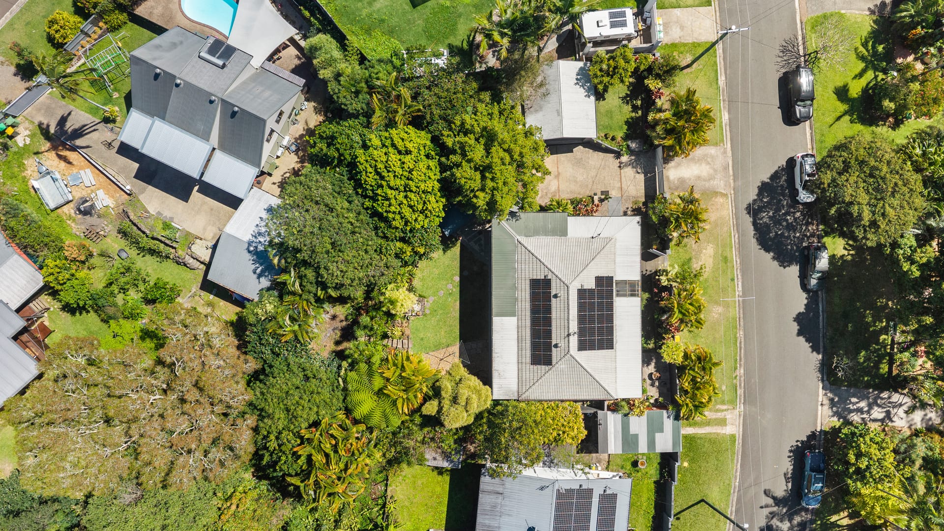 Your Own Private Tropical Retreat in the Heart of Buderim