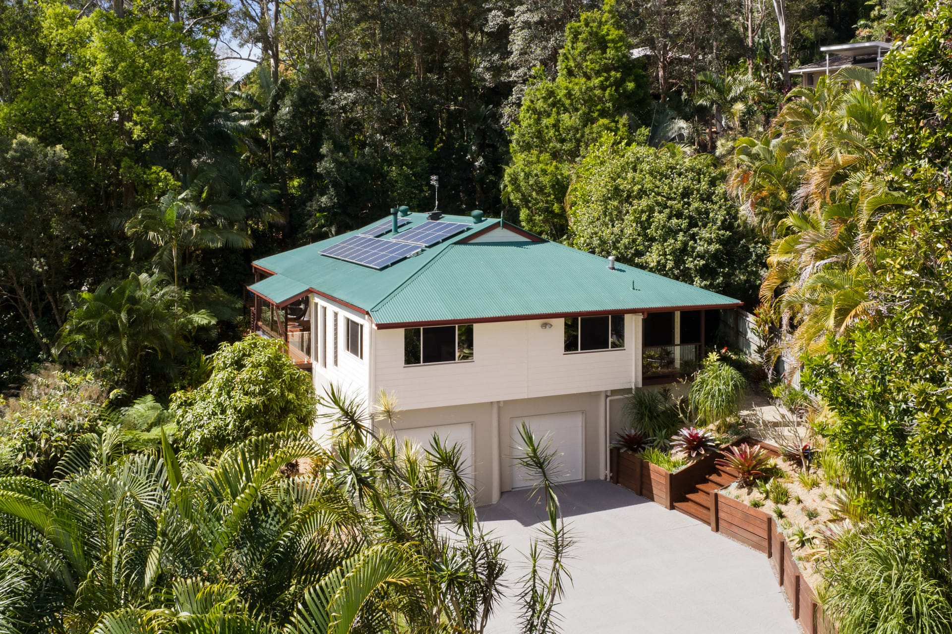 Your Private Buderim Escape with a Hinterland Backdrop