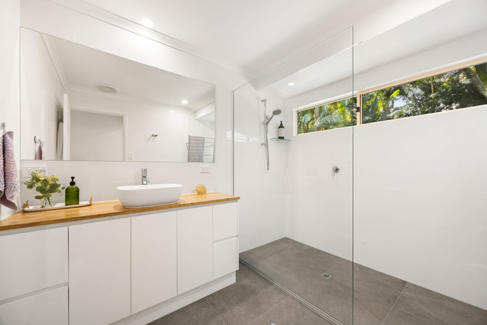 Your Private Buderim Escape with a Hinterland Backdrop