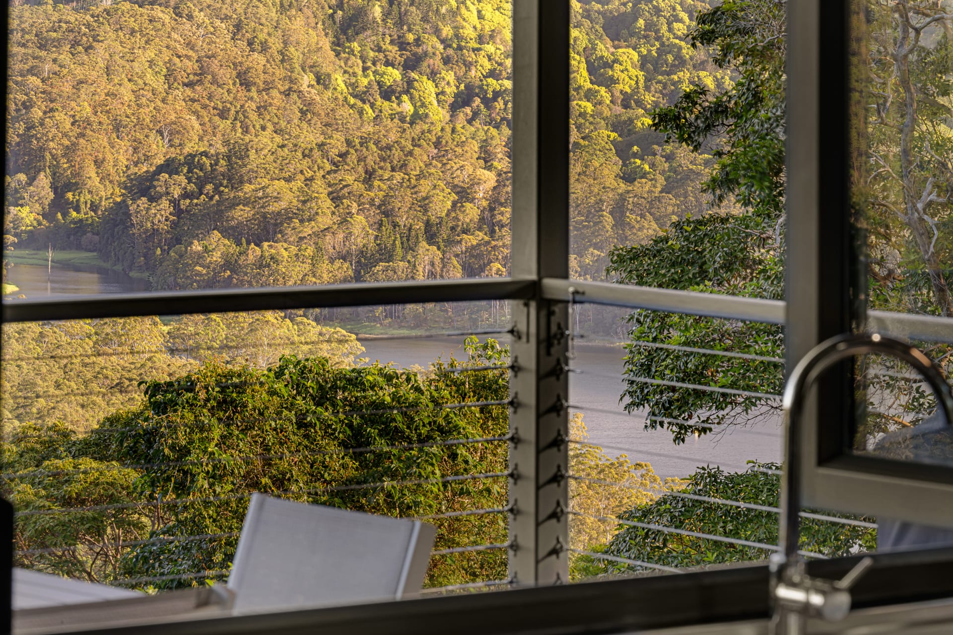 RIDGELINE LIVING WITH VIEWS THAT STOP YOU IN YOUR TRACKS