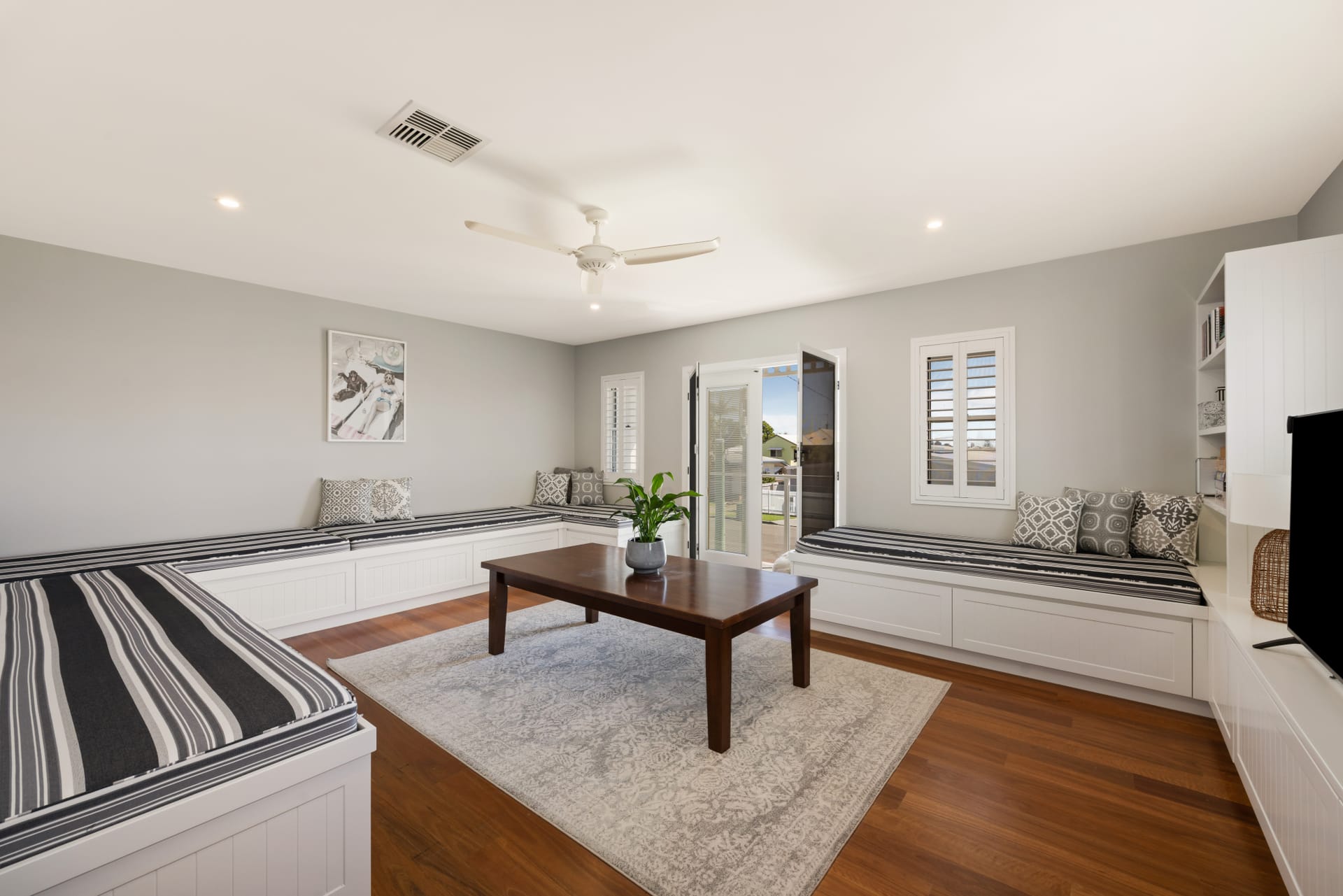Bespoke by Design: Sophisticated Beachside Living