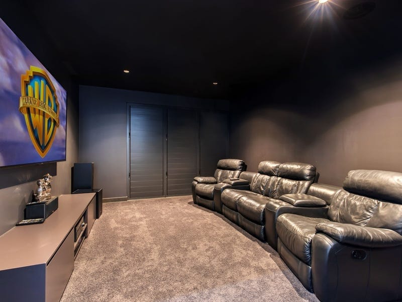 GLAMOUR, SOPHISTICATION, LIFESTYLE!
