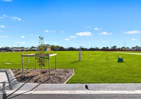 CONTRACT CRASHED!!      THIS COULD BE YOURS FOR $449,000