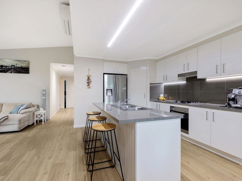 PRIVACY, CONVENIENCE, PRESENTATION!