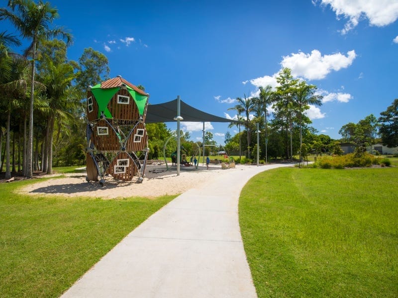 DISCOVERY: OPPORTUNITY, LIFESTYLE, VIEWS! CONSTRUCTION HAS STARTED!