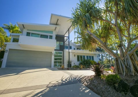 SOLD BY - CRAIG PORTER