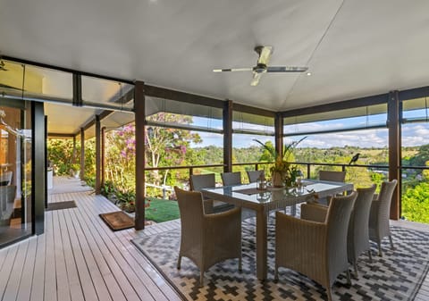 Where Views, Space & Serenity Meet Your North Maleny Haven Awaits
