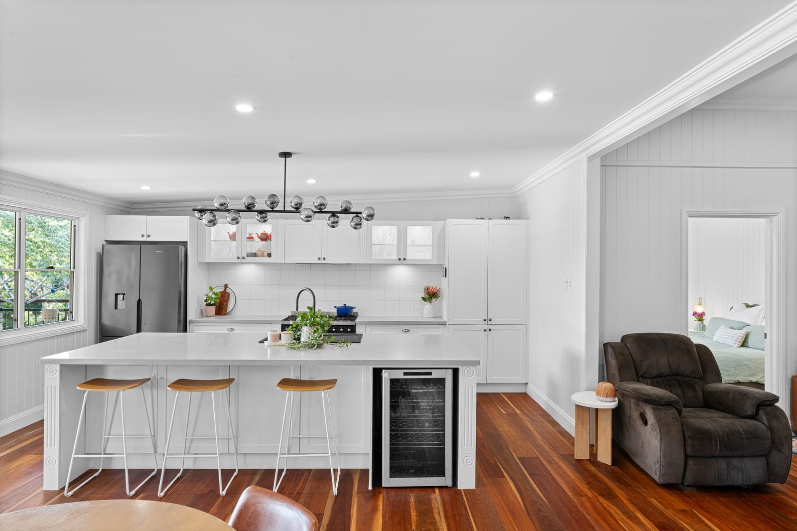 Family-Friendly Queenslander with Horse Yards & Room to Roam