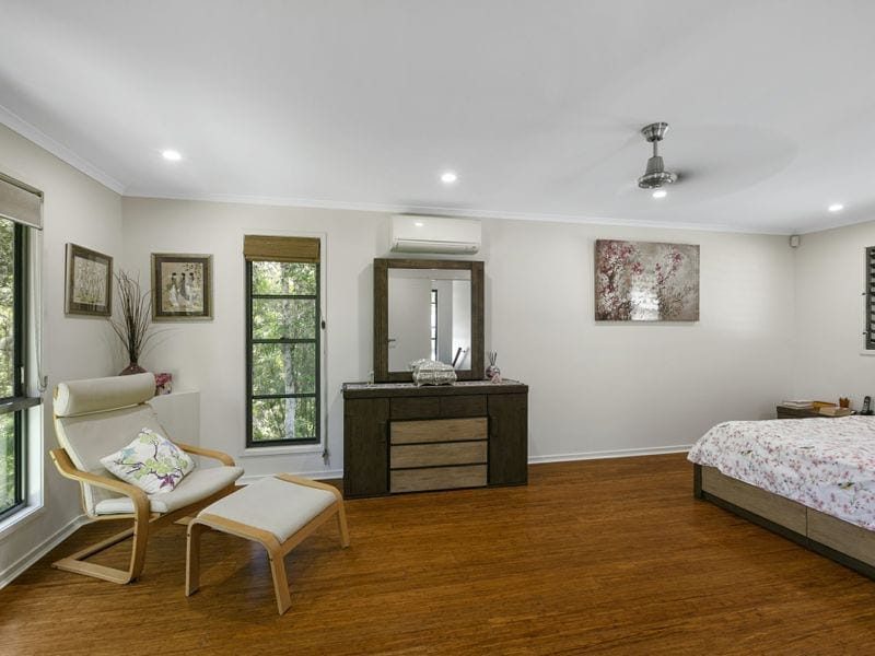 PLANTATION STYLE ON PRIVATE 1/2 ACRE - BUDERIM/MONS