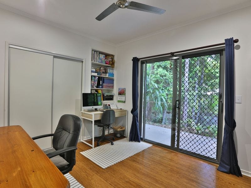 PLANTATION STYLE ON PRIVATE 1/2 ACRE - BUDERIM/MONS