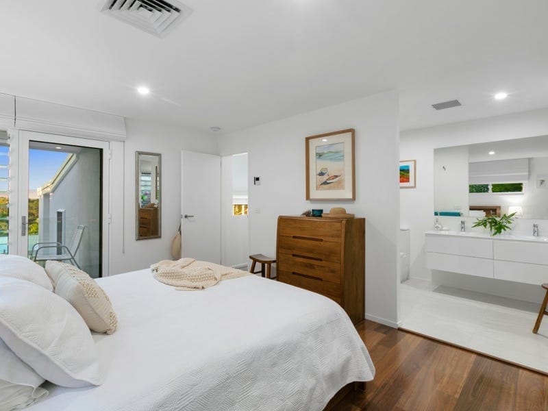 The ultimate alternative to penthouse style living - striking beach house in Alexandra Headland!