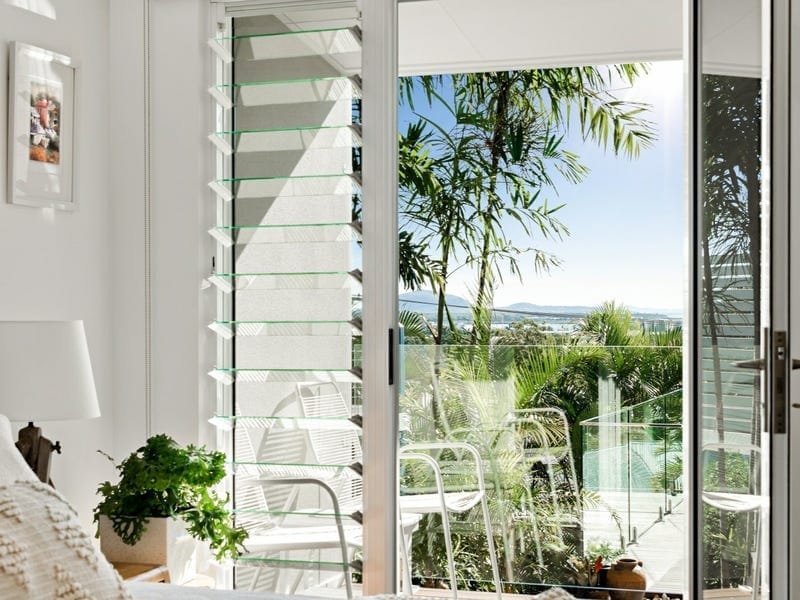 The ultimate alternative to penthouse style living - striking beach house in Alexandra Headland!
