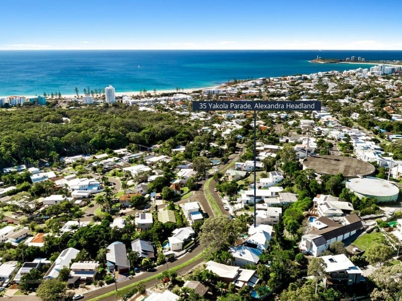 The ultimate alternative to penthouse style living - striking beach house in Alexandra Headland!
