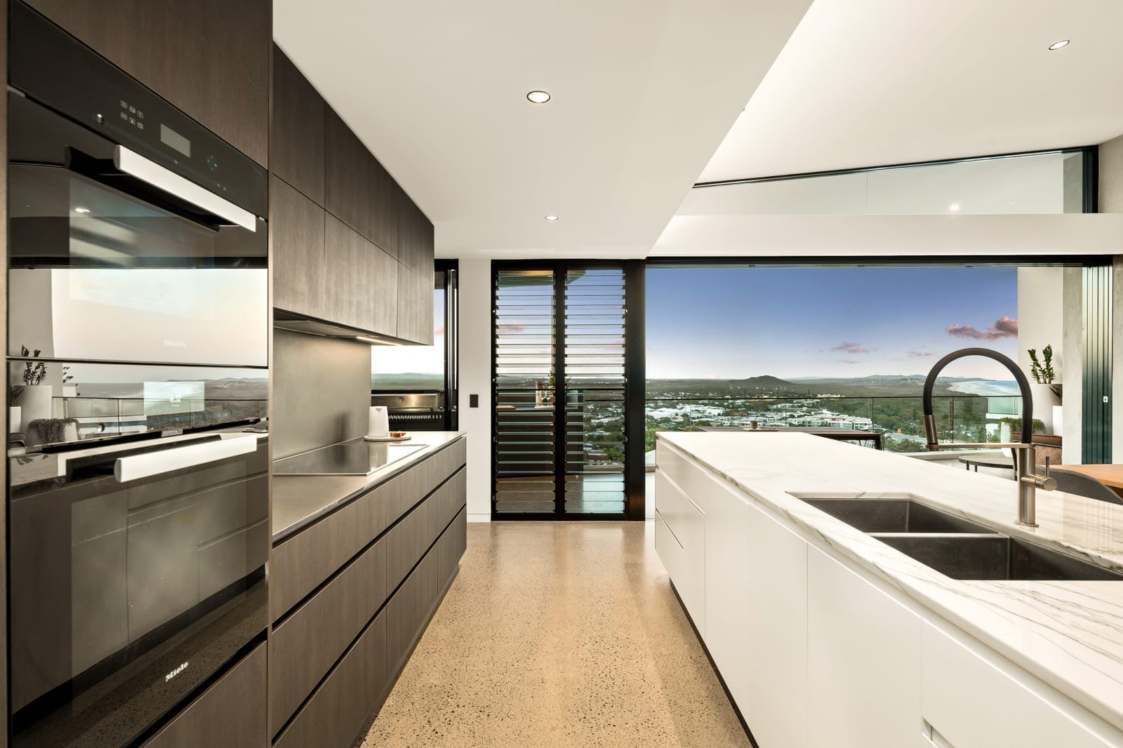 Lavish, Luxurious, Lifestyle Magnificence!