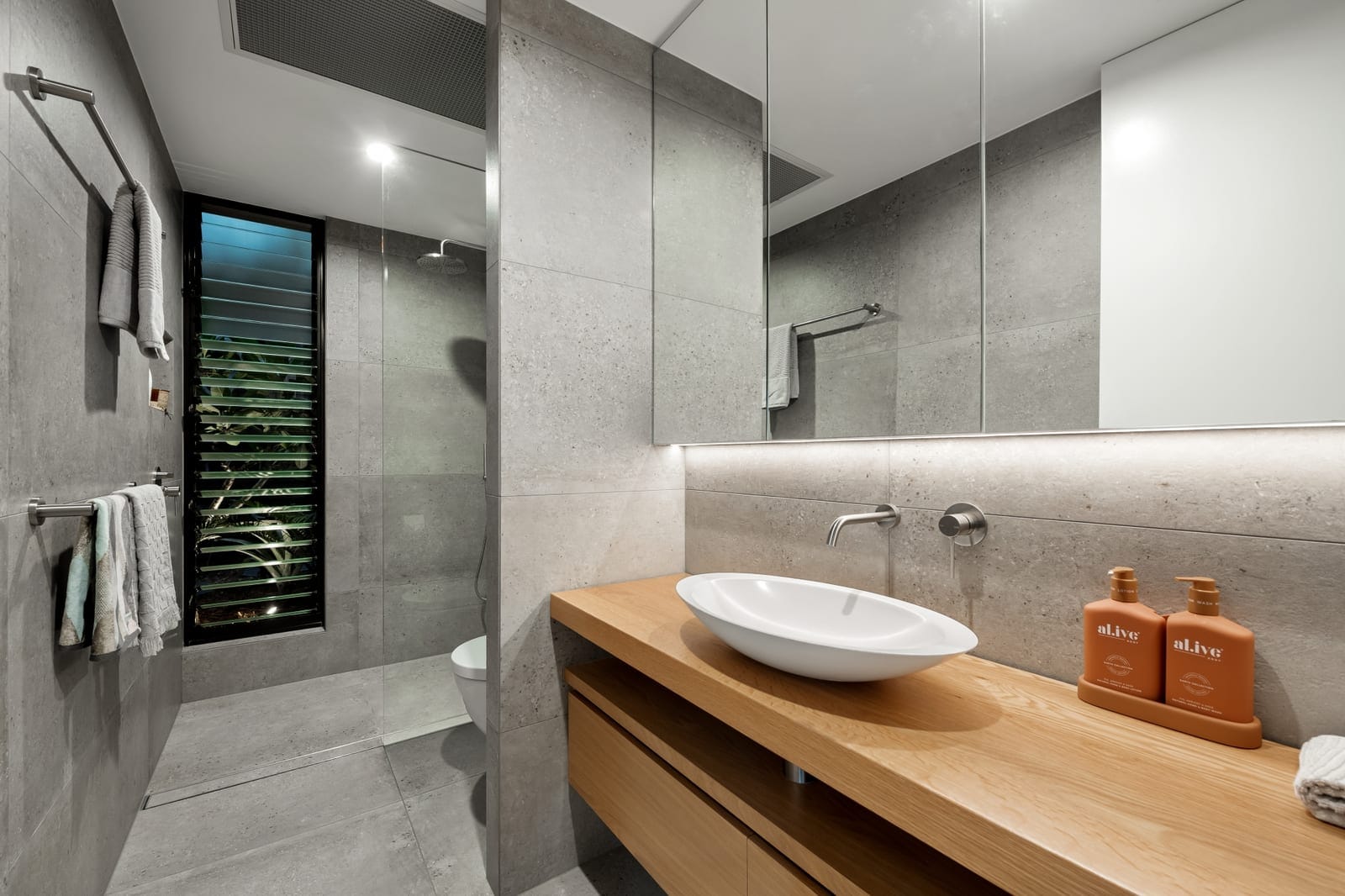 Lavish, Luxurious, Lifestyle Magnificence!