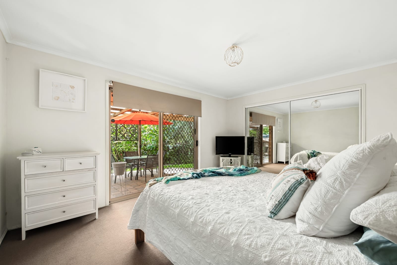 Live the tree change just minutes from the CBD