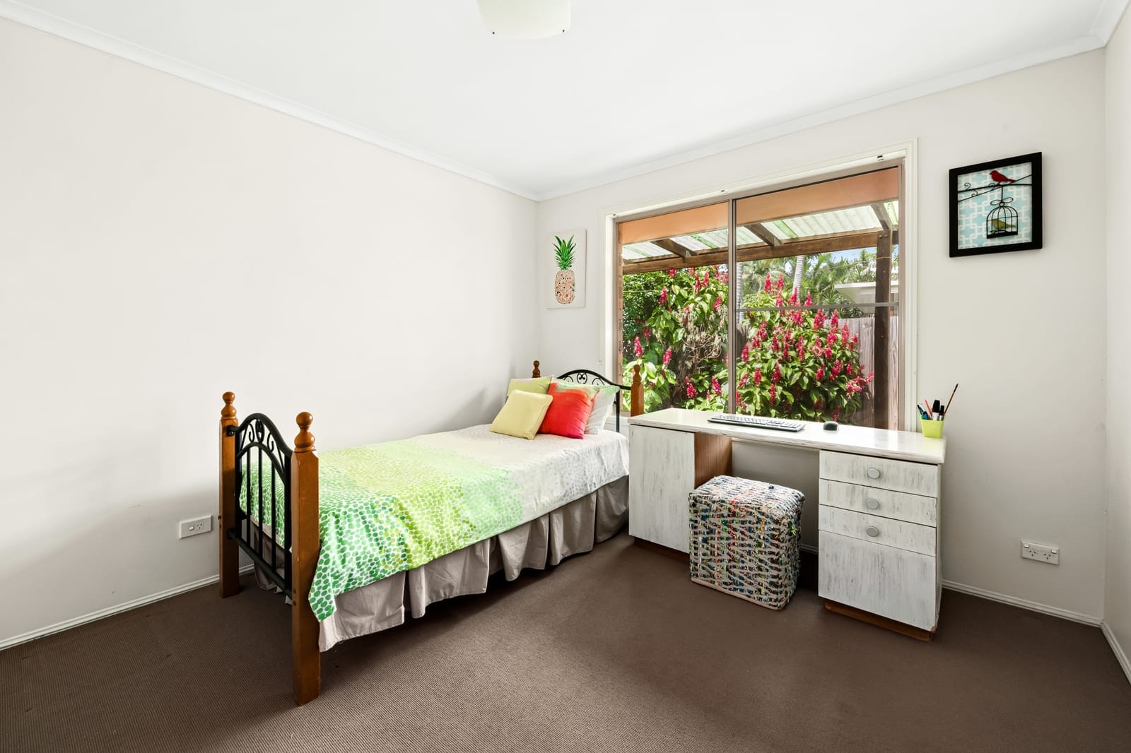 Live the tree change just minutes from the CBD