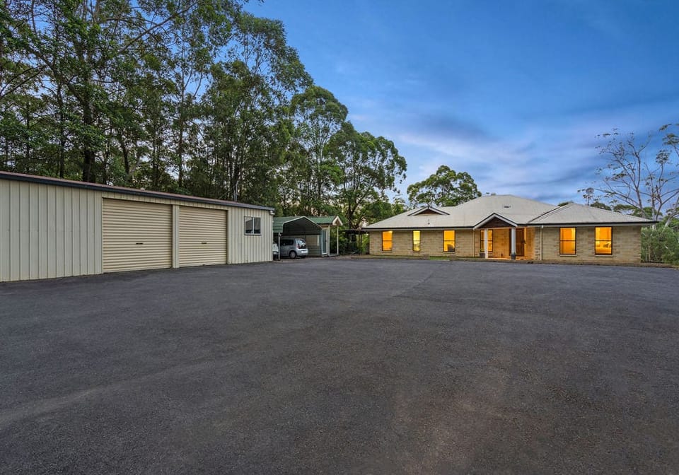 Dual Living, Lifestyle opportunity!