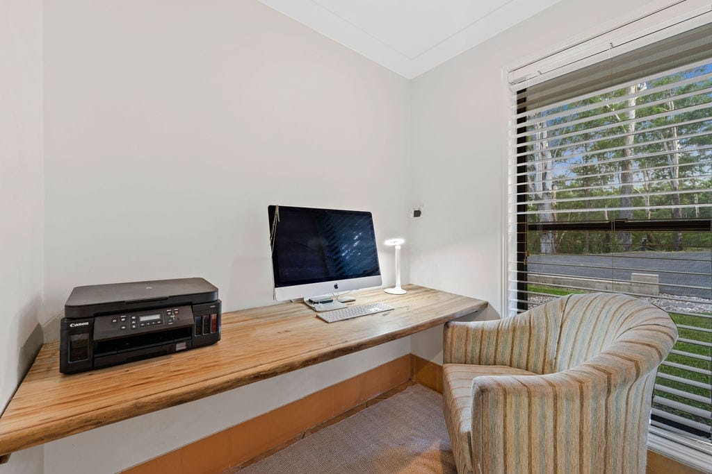 Dual Living, Lifestyle opportunity!