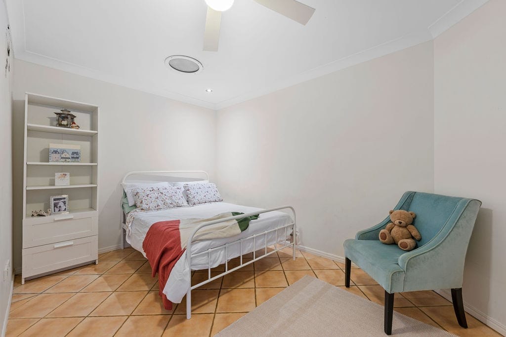 Dual Living, Lifestyle opportunity!