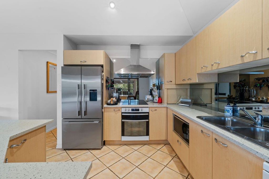 Dual Living, Lifestyle opportunity!