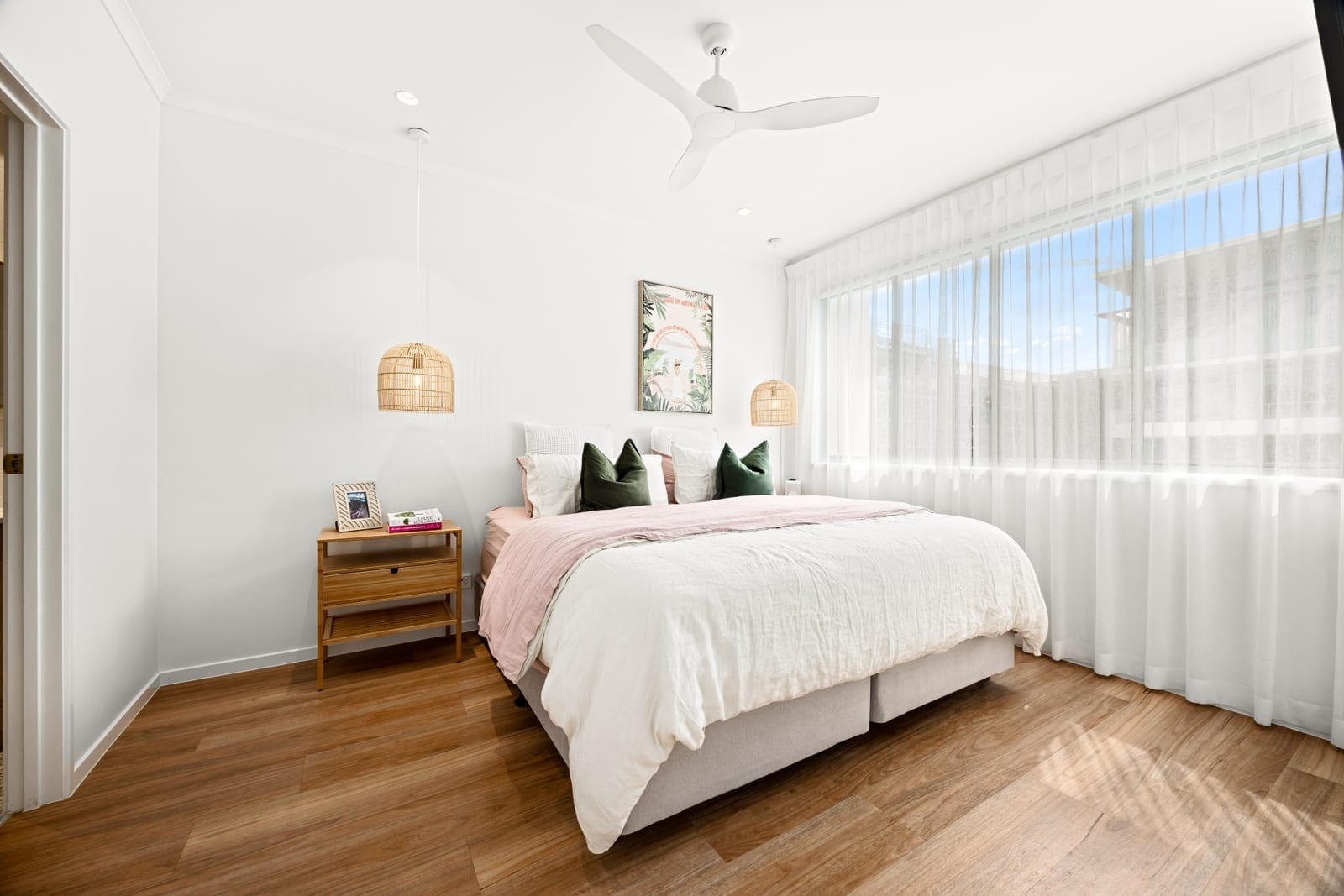 Brand New, North Facing