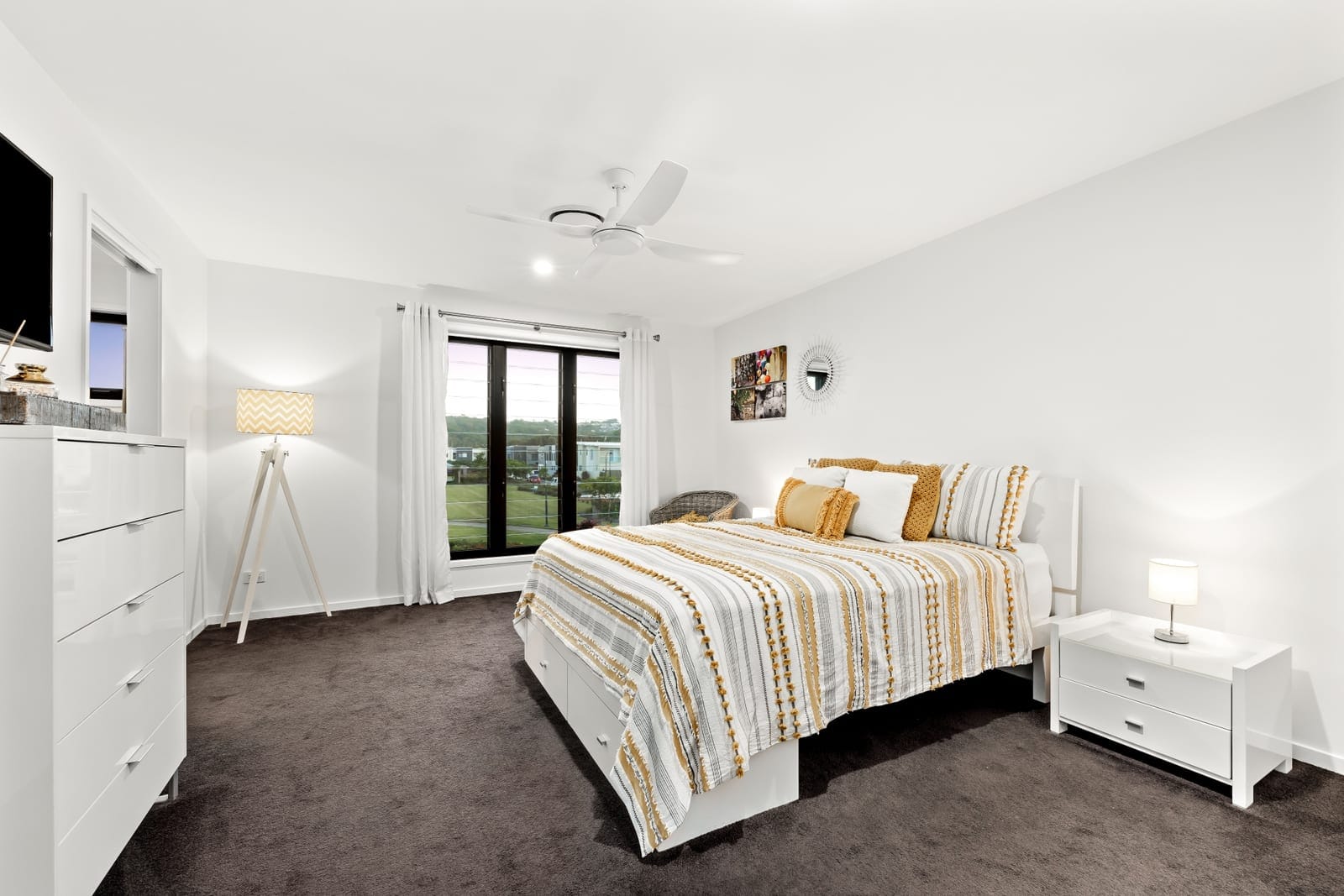 Low Maintenance: Luxury, Lifestyle, Location!
