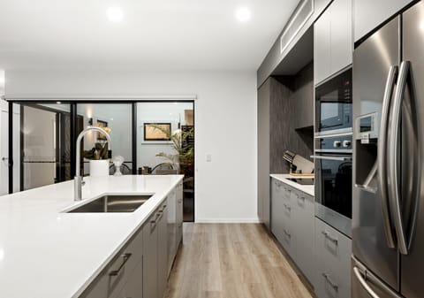Low Maintenance: Luxury, Lifestyle, Location!