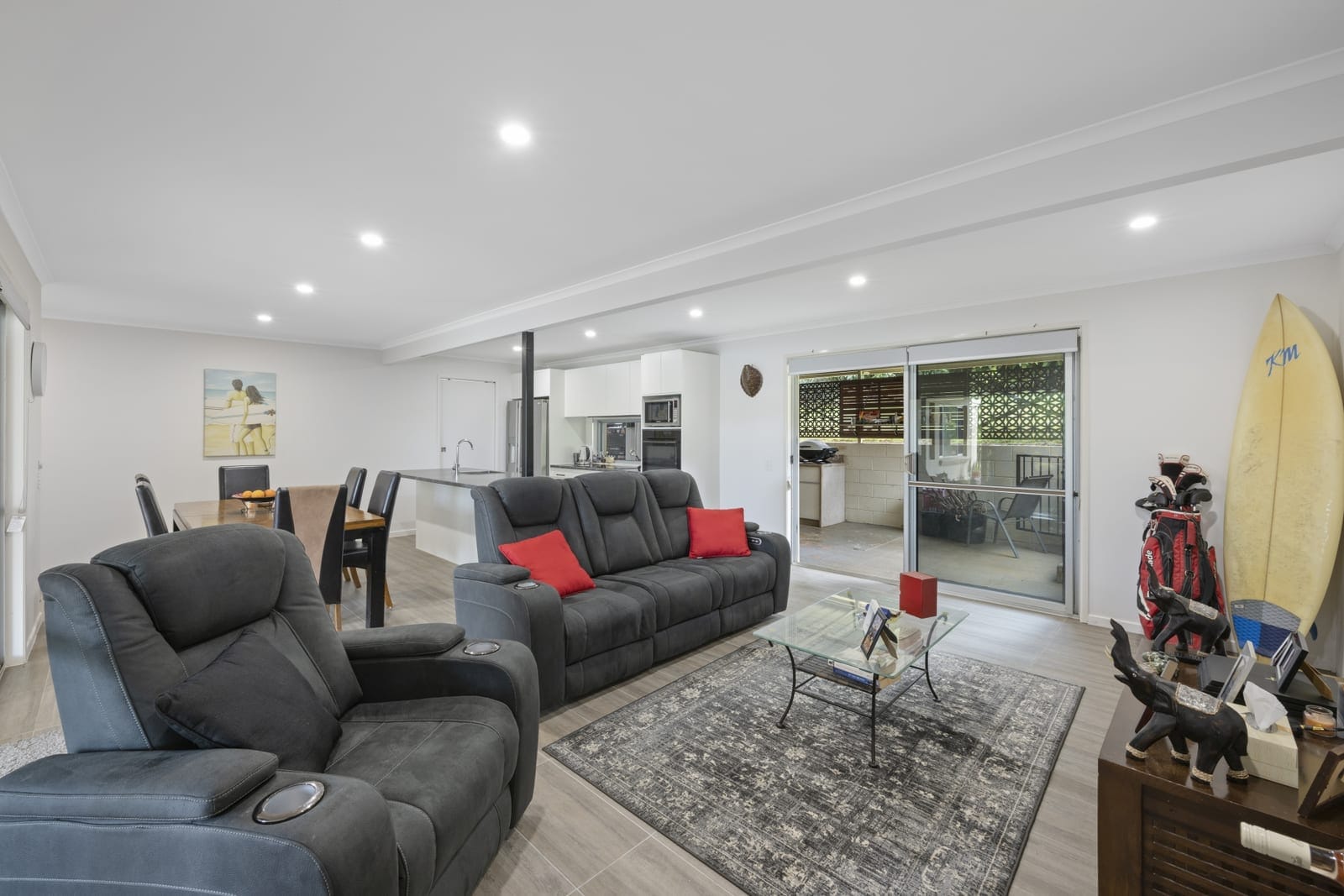 Palmwoods Perfection: Renovated Family Home