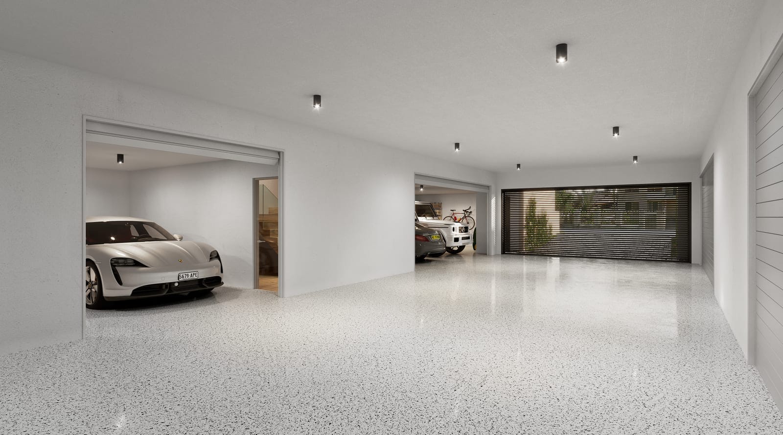 Luxury Tri-Level Designer Home: 50m to Sand!