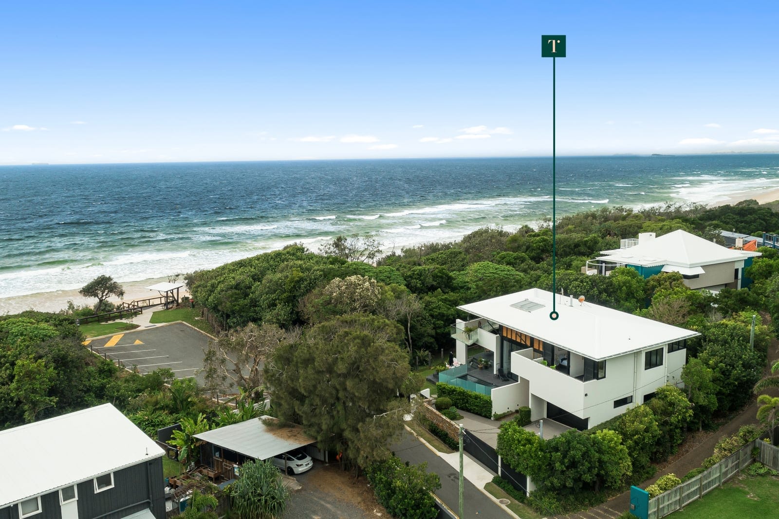 Beachfront Masterpiece: Unrivalled Lifestyle on Offer!
