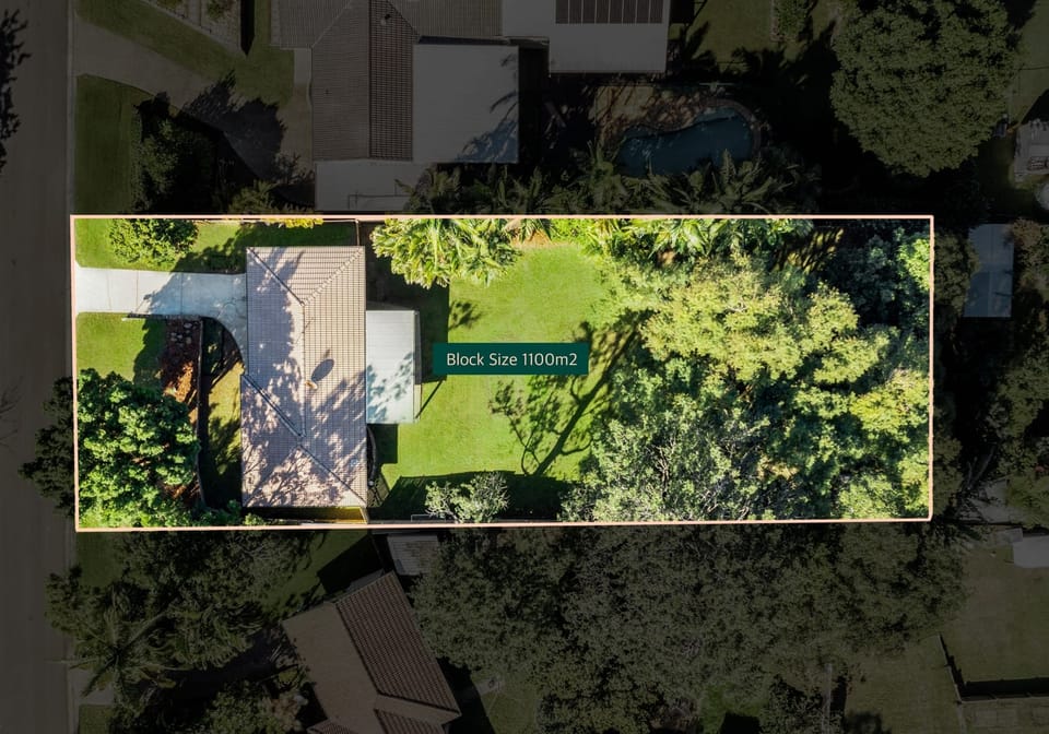 Recently Renovated House on a Large 1100m2 Block!