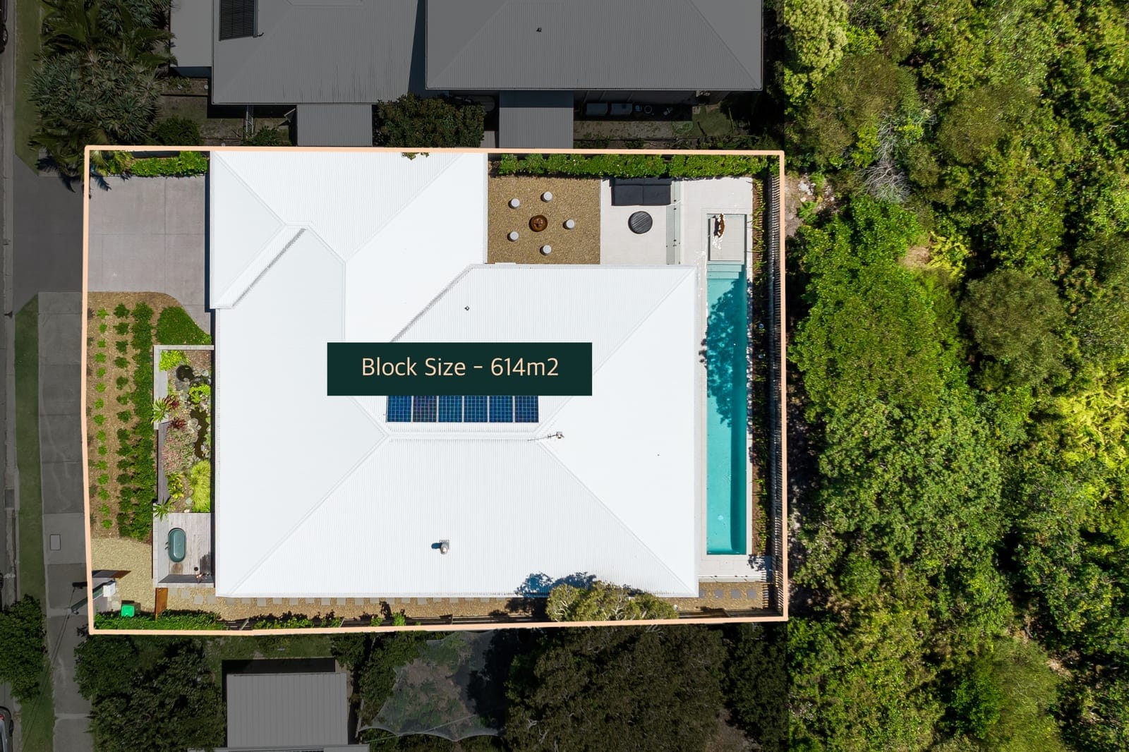 Single Level, Beachside Luxury!