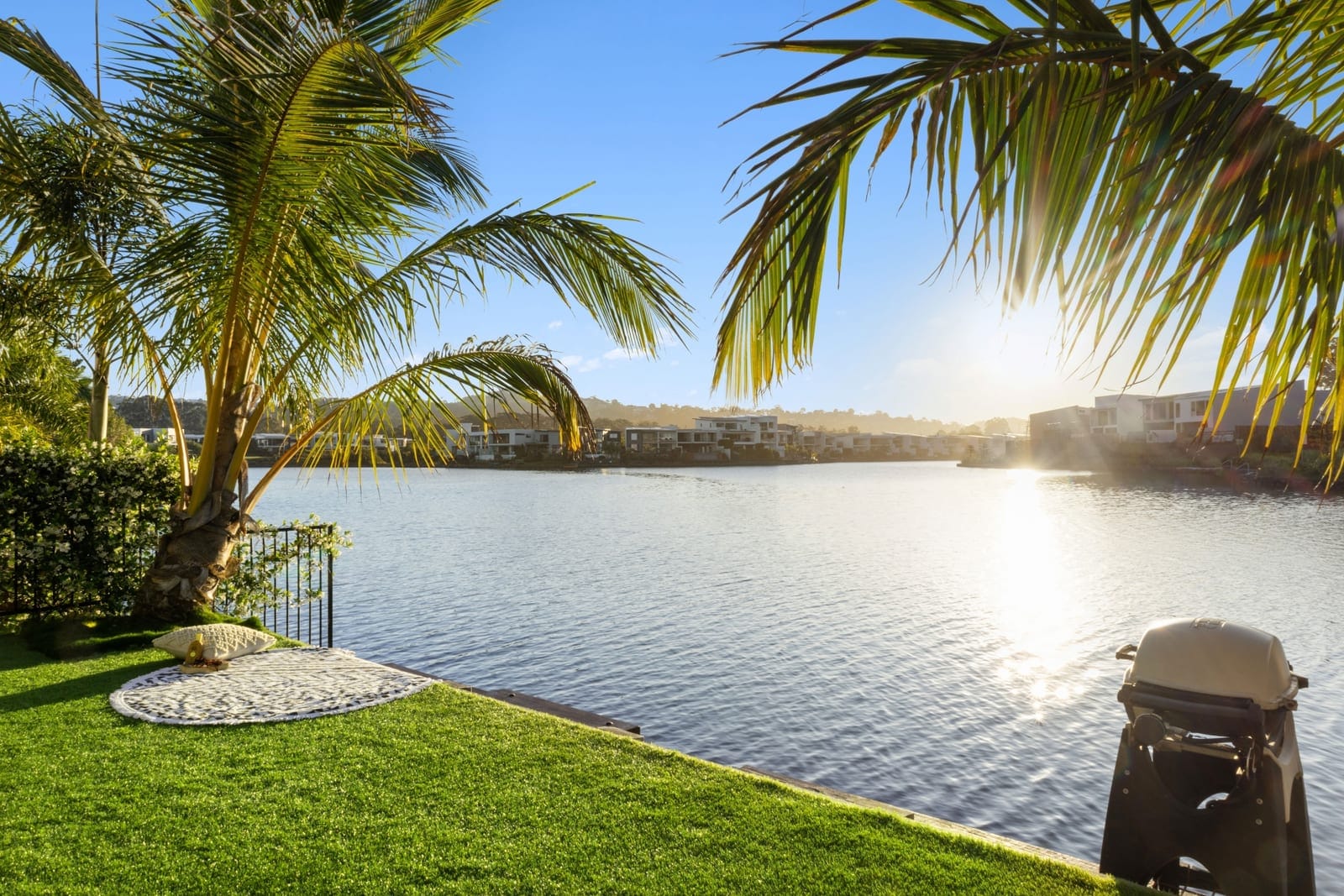 Executive Waterfront Living!
