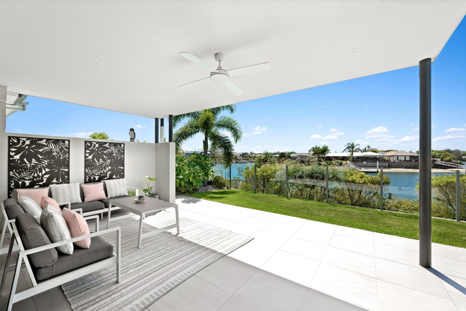 North Facing Waterfront Perfection!