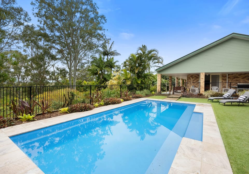 Private Acreage just mins to Coolum Beach