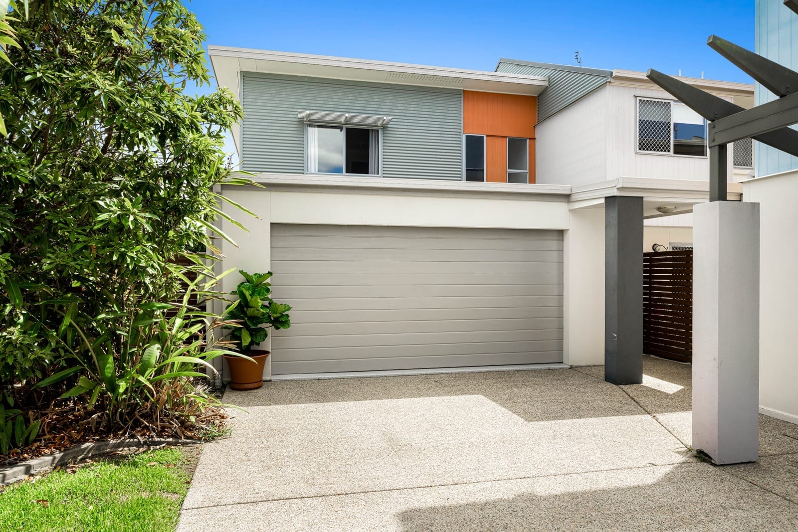 Ideal Townhouse in perfect location!