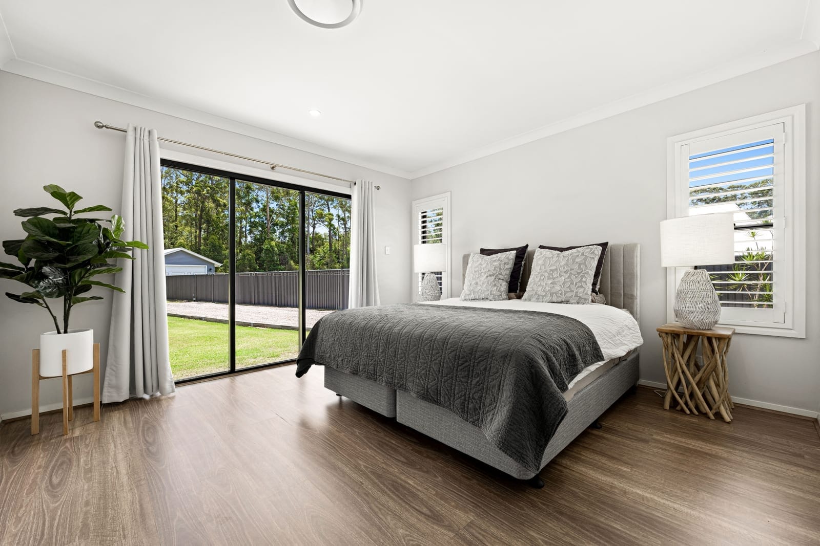 Flat Acreage In The Prestigious Palmview Forest