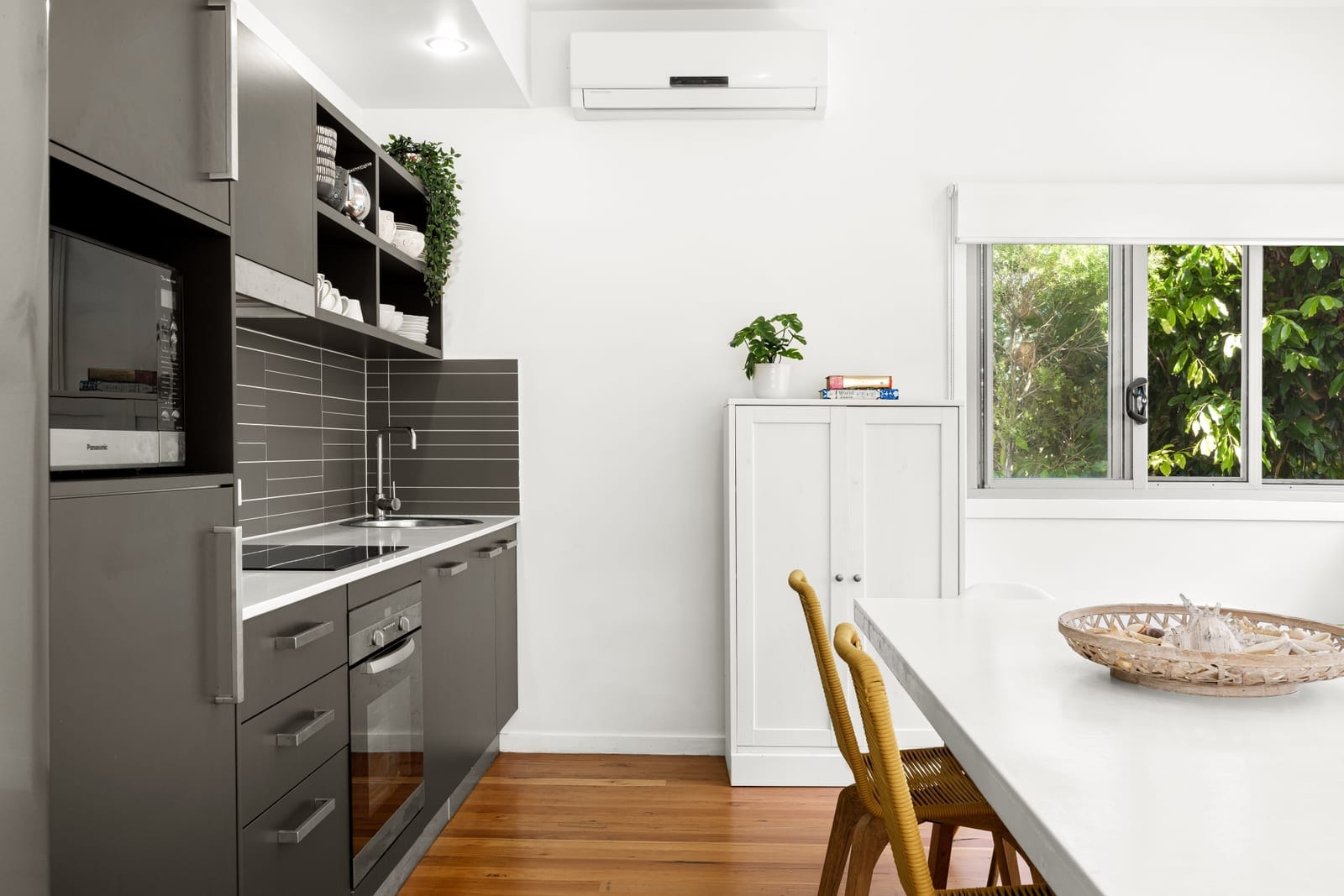North-facing, split-level, beachside delight