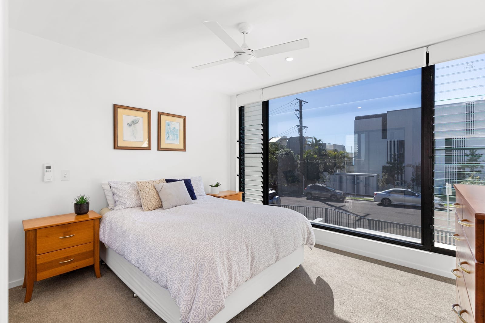 Stylish Executive Living, Blue Chip Location