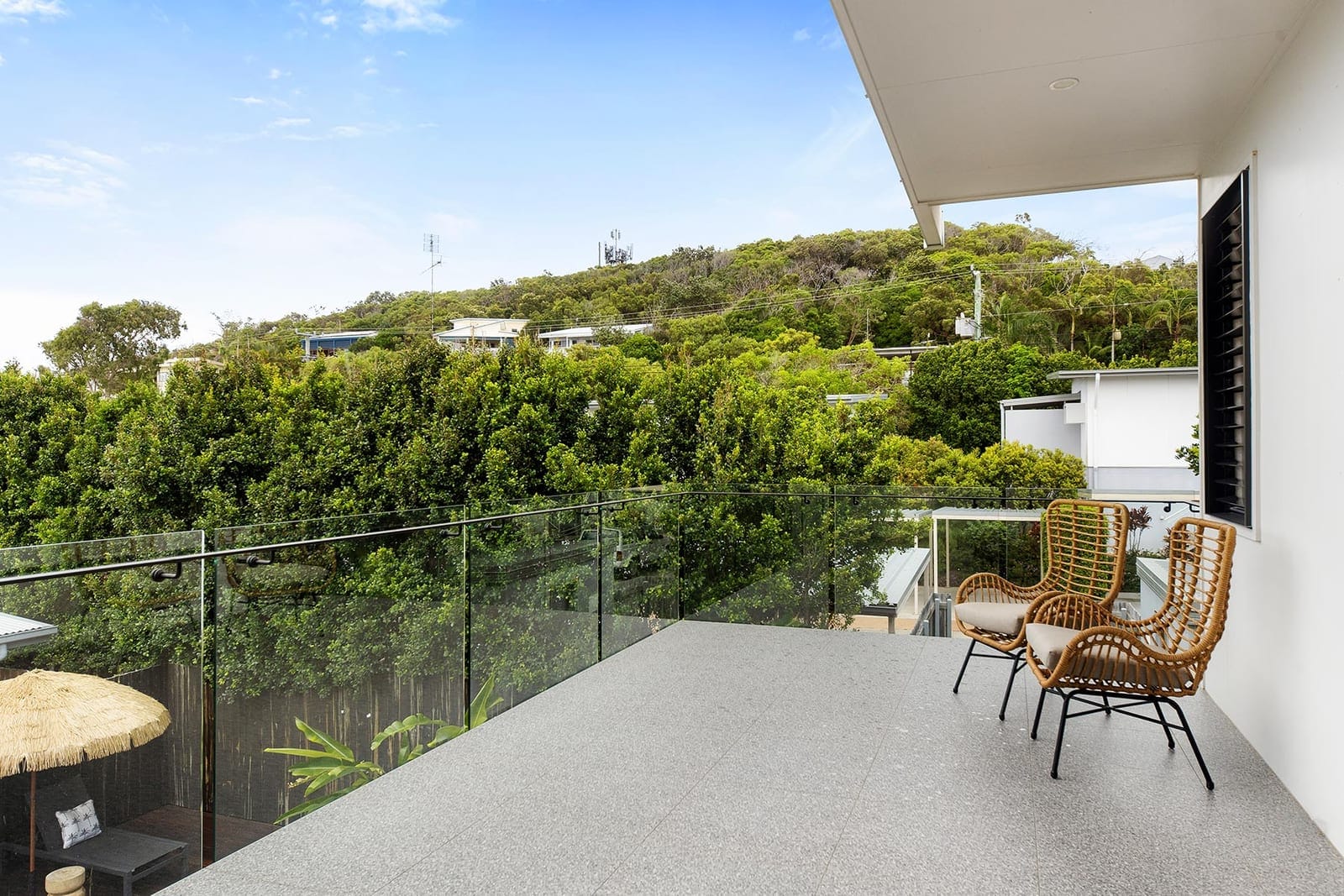 Award Winning Home in Premium Beachside Location