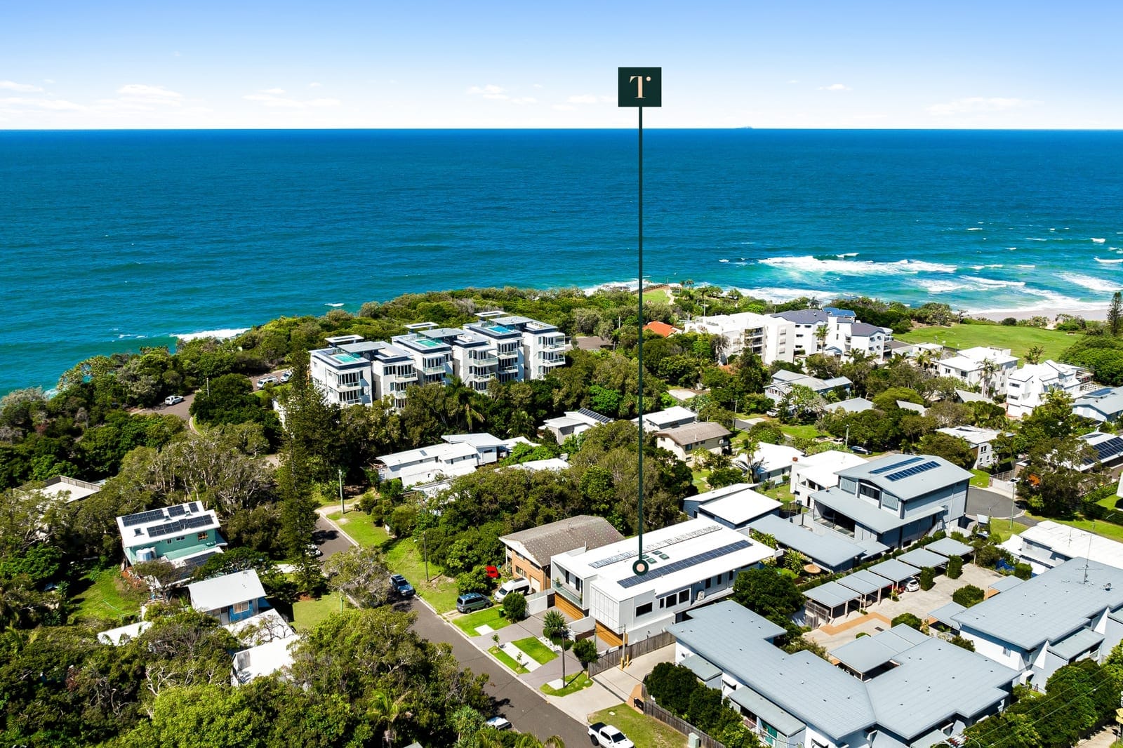 Award Winning Home in Premium Beachside Location